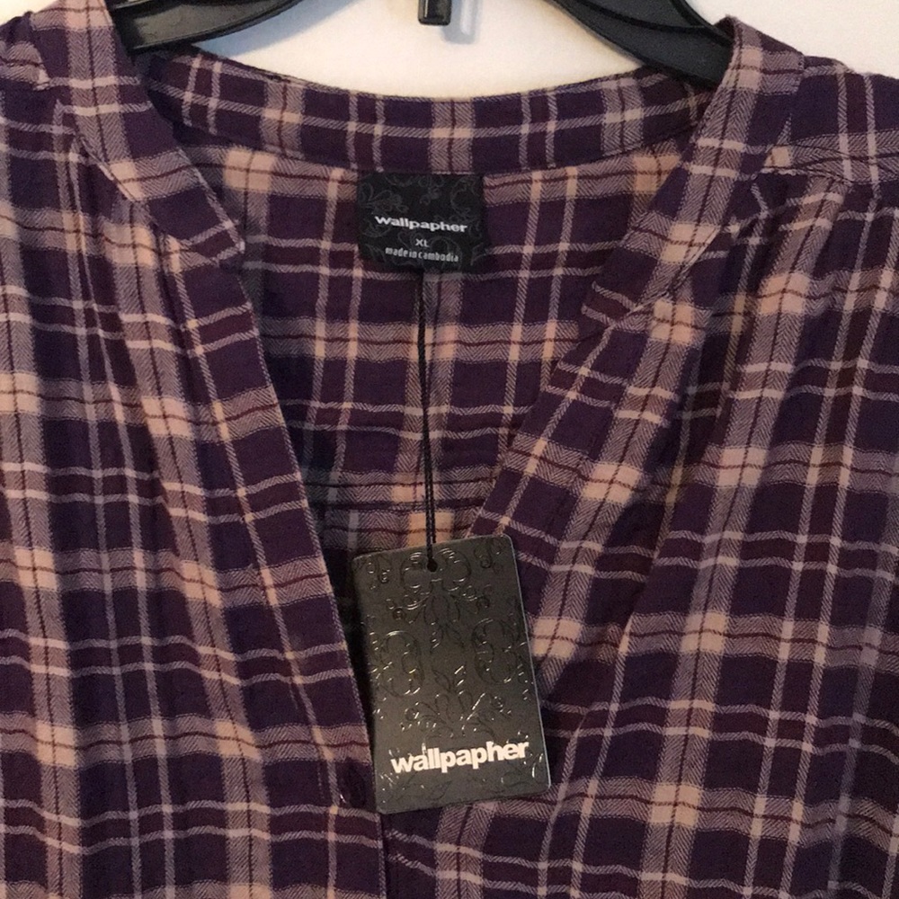 Plaid button down blouse - Picture 2 of 5